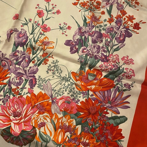 E. BRAUN WIEN WOMEN'S HEAD SCARF BLUE FLORAL 100% SILK MADE IN ITALY - Picture 4 of 5